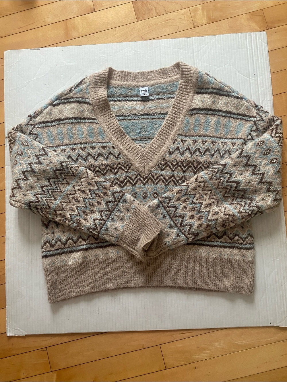 twik by Simons Beige & Light Blue Fair Isle V-Neck cropped Sweater Size Medium